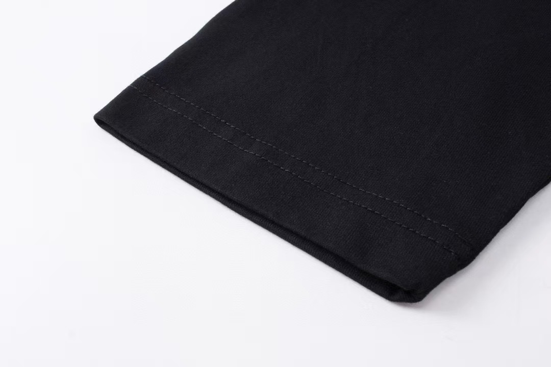 【BALENCIAGA旗艦店】バレンシアガ 刺繡長袖 ご好評に付き再入荷！