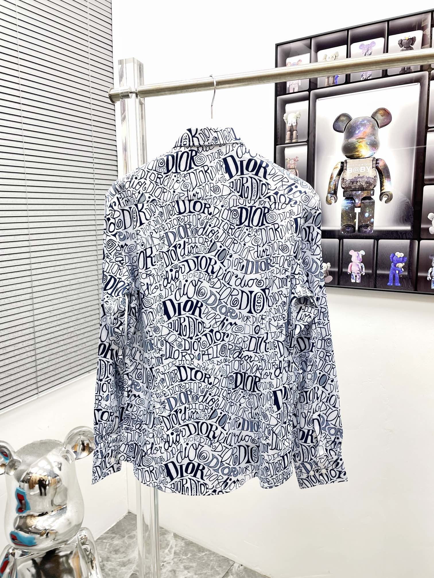 【 Dior 旗艦店】長袖シャツ、ご好評に付き再入荷【男女兼用】