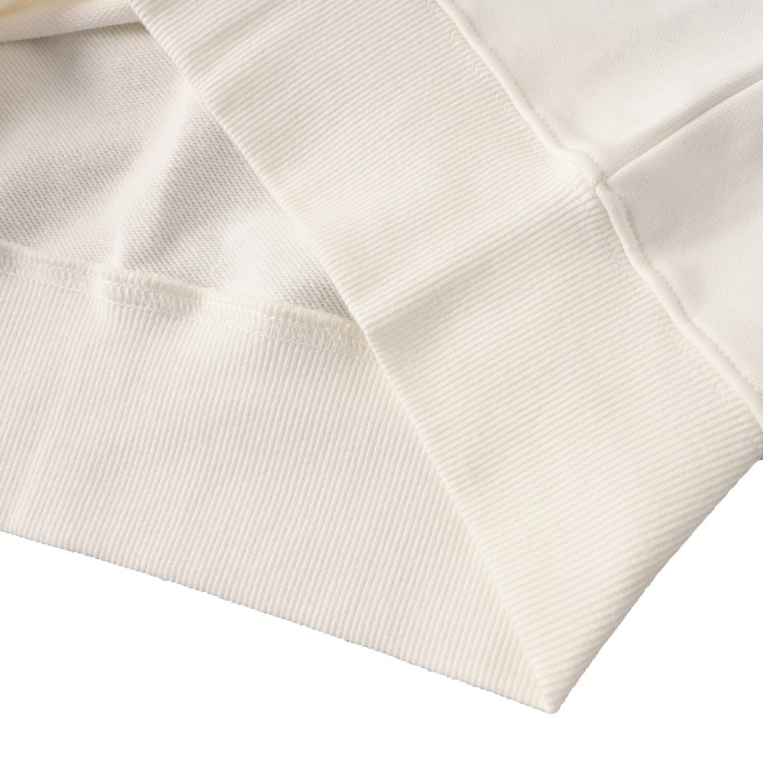 【BURBERRY旗艦店】バーバリー 長袖 ご好評に付き再入荷！