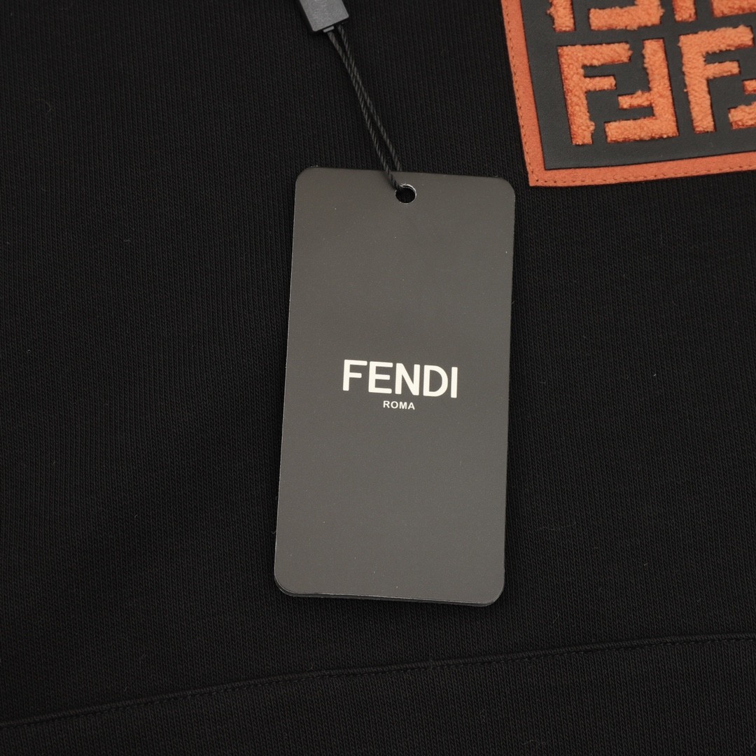 【FENDI旗艦店】フェンディ パーカー 男女兼用 ご好評に付き再入荷！