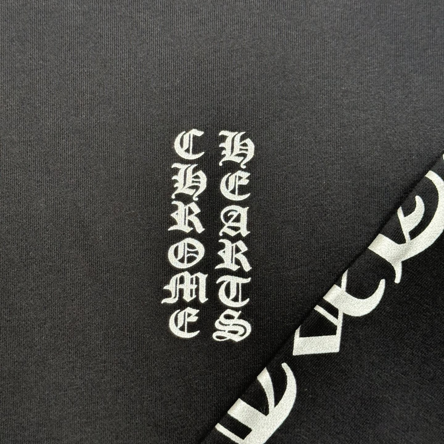 【CHROME HEARTS】クロムハーツ パーカー 男女兼用、ご好評に付き再入荷！