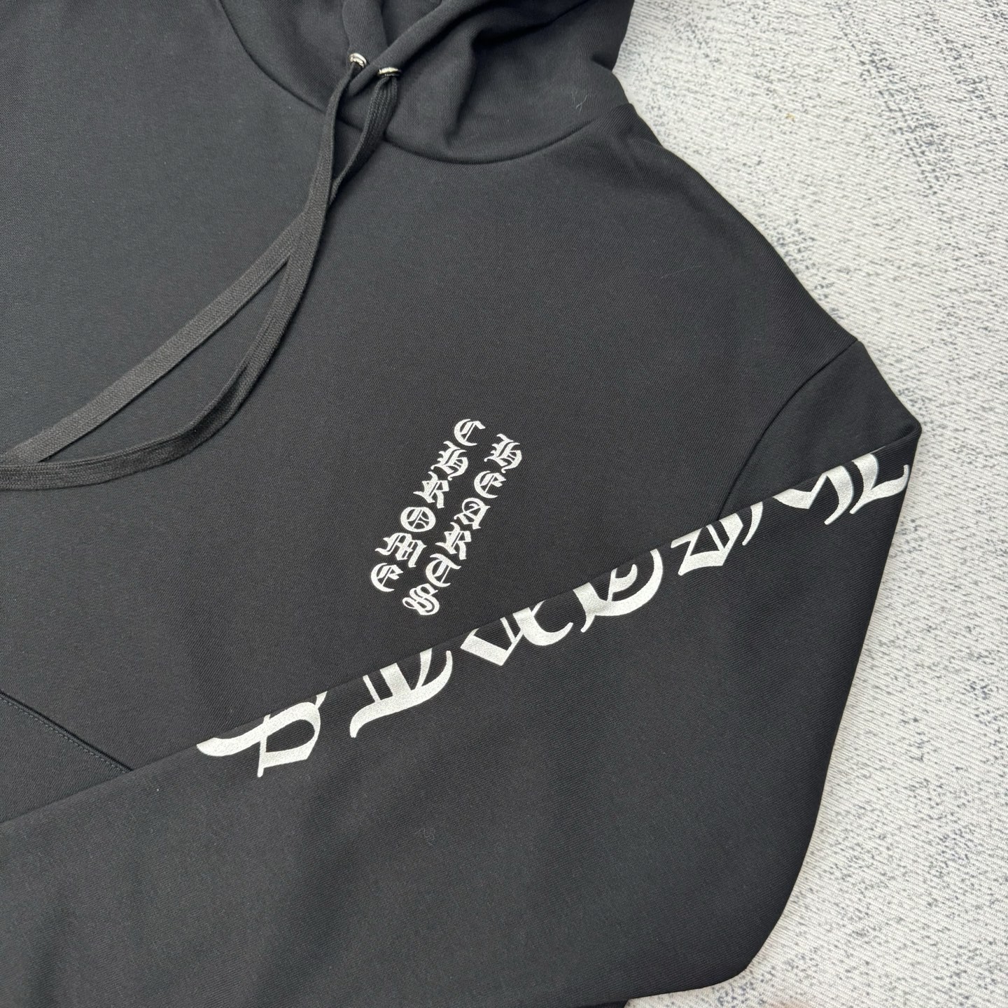 【CHROME HEARTS】クロムハーツ パーカー 男女兼用、ご好評に付き再入荷！