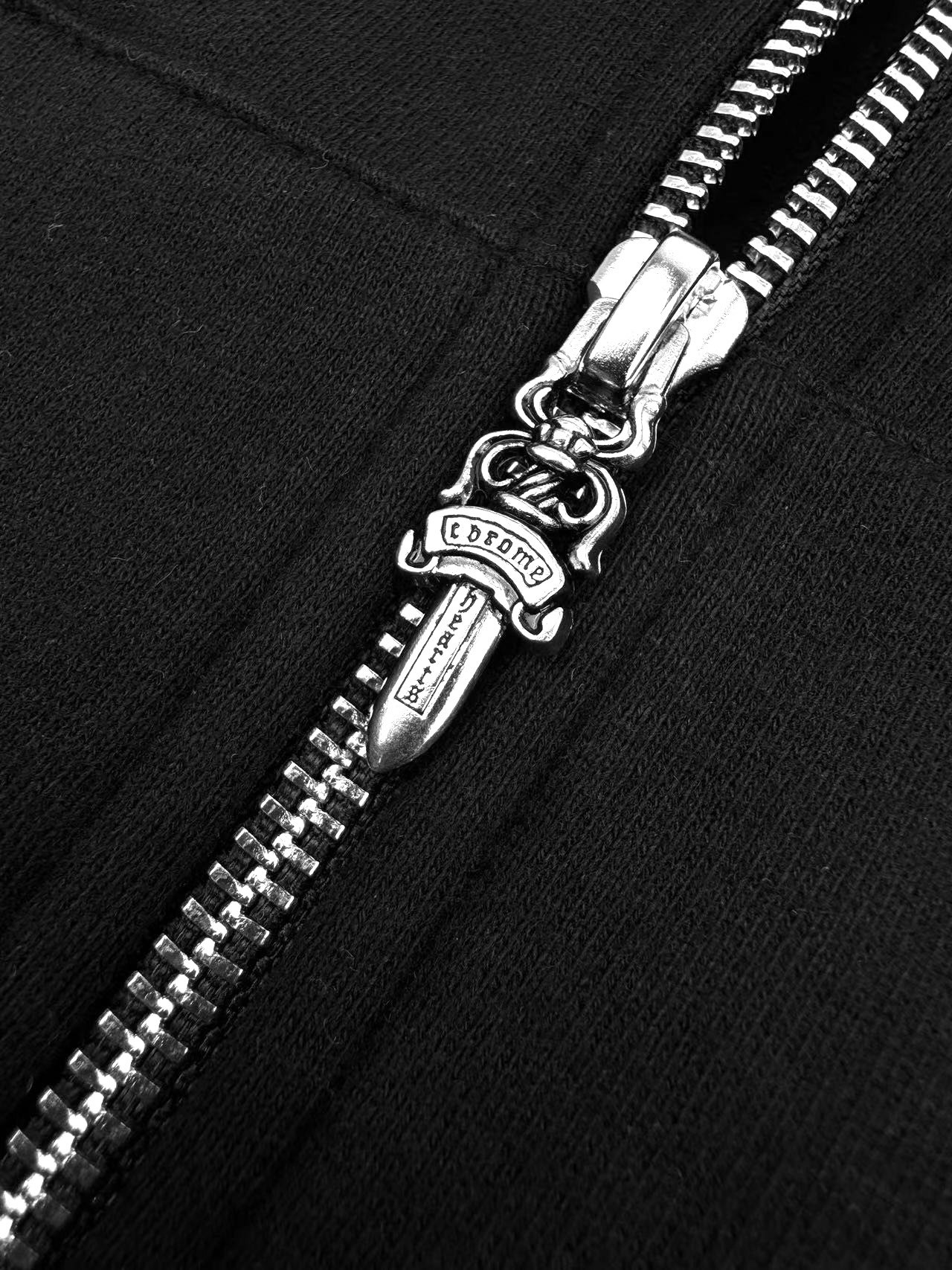 【CHROME HEARTS】クロムハーツ パーカー 男女兼用、ご好評に付き再入荷！