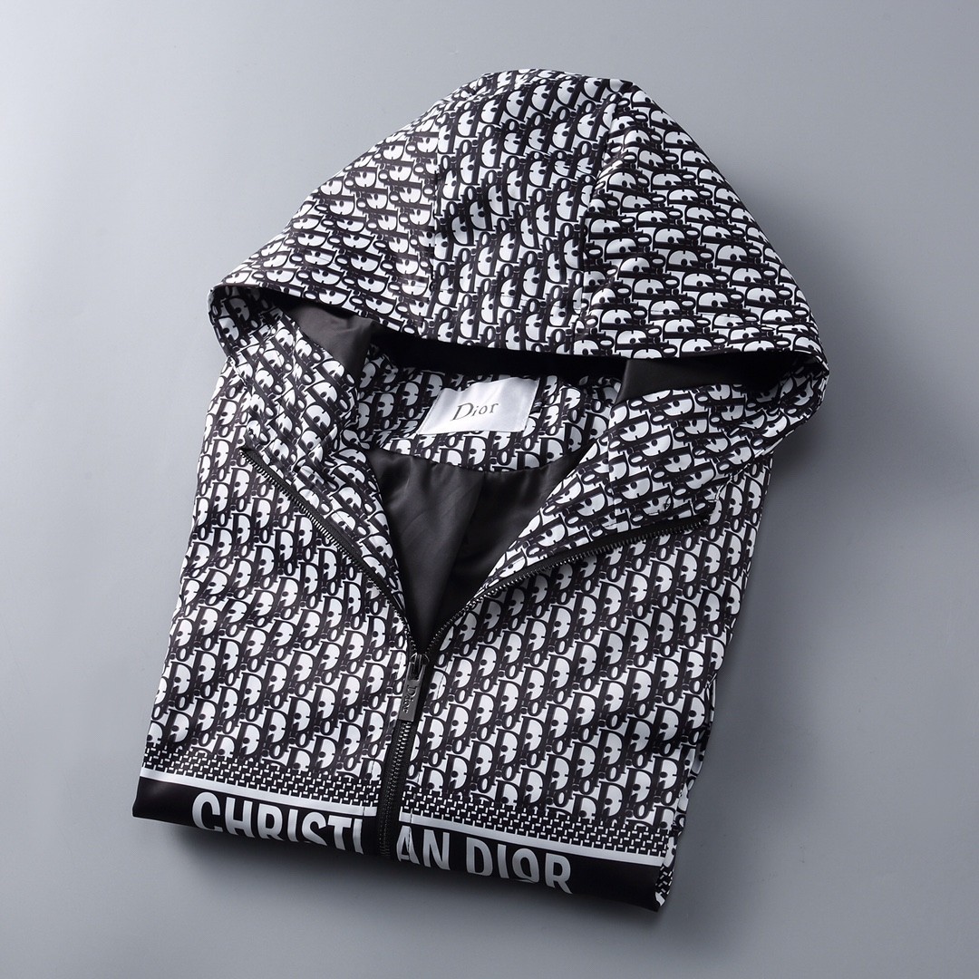 【Dior公式 旗艦店】（ディオール）ジャケット、ご好評に付き再入荷！