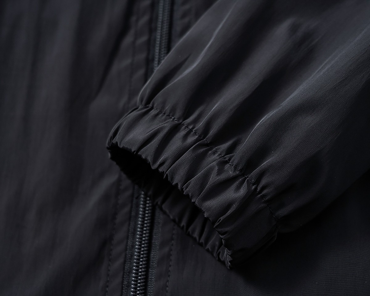 【PRADA旗艦店】プラダ ジャケット ご好評に付き再入荷！