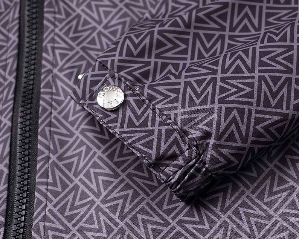 【MONCLER旗艦店】モンクレール ジャケット 、ご好評に付き再入荷！