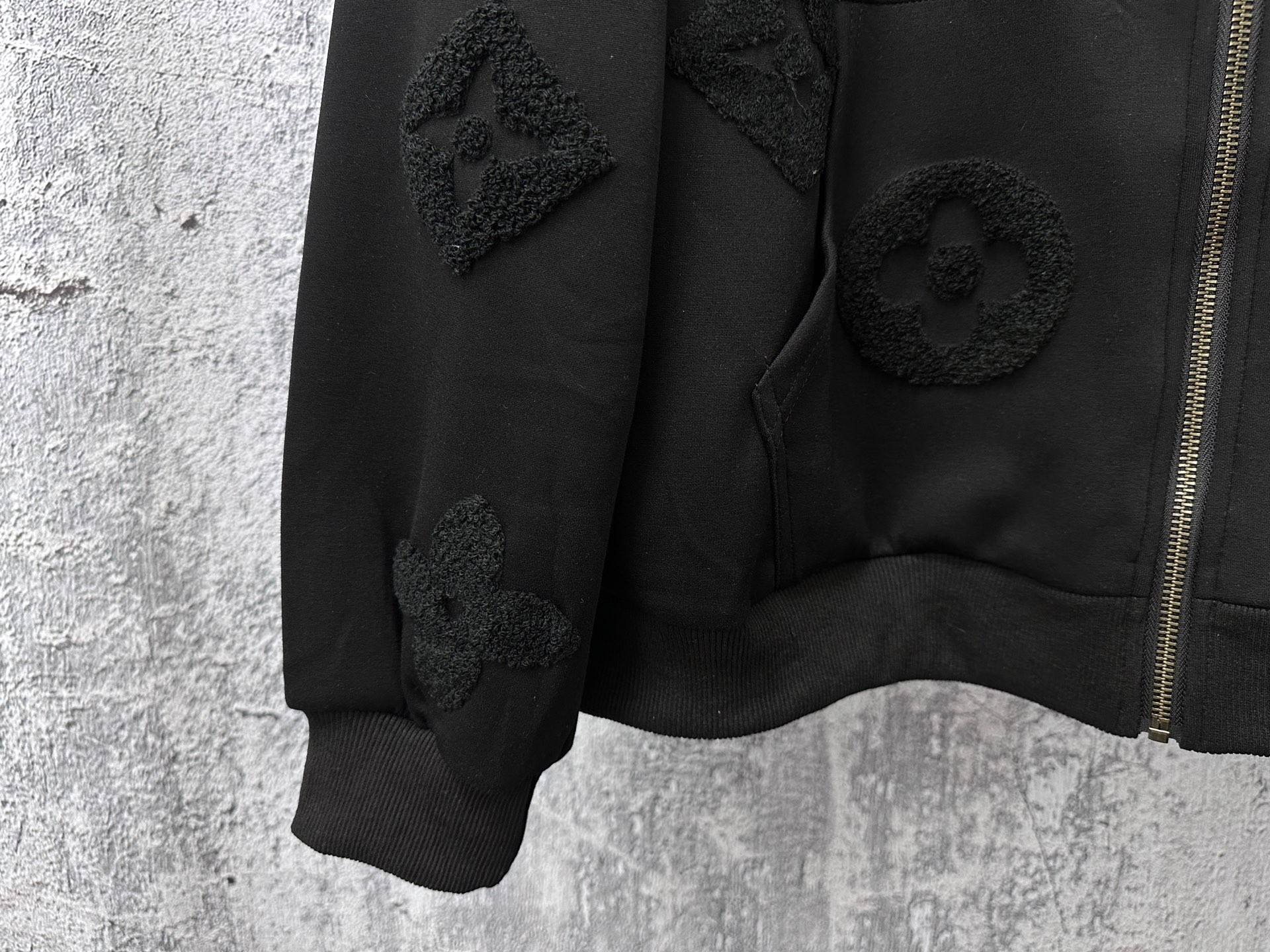 【LOUIS VUITTON旗艦店】ルイヴィトン パーカー 男女兼用 ご好評に付き再入荷！