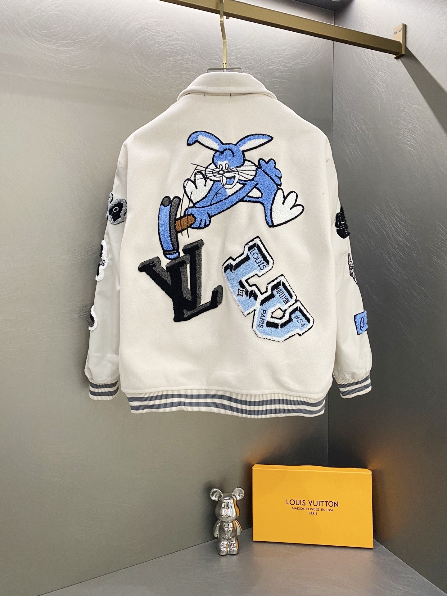 【Louis Vuitton公式旗艦店】ルイヴィトン ジャケット 、ご好評に付き再入荷！