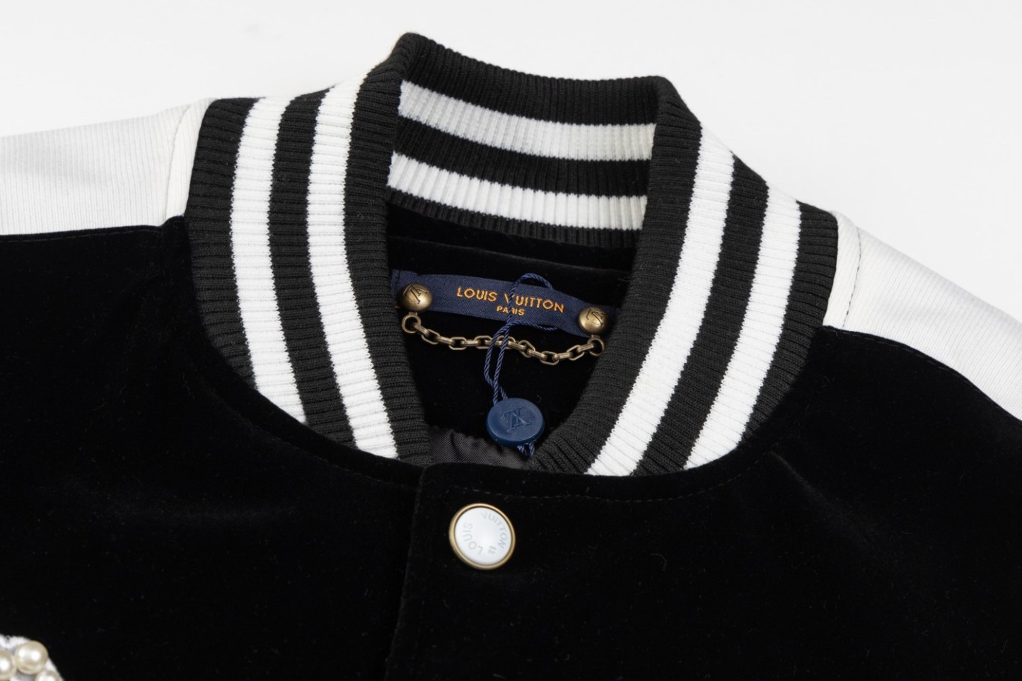 【Louis Vuitton公式旗艦店】ルイヴィトン ジャケット 、ご好評に付き再入荷！