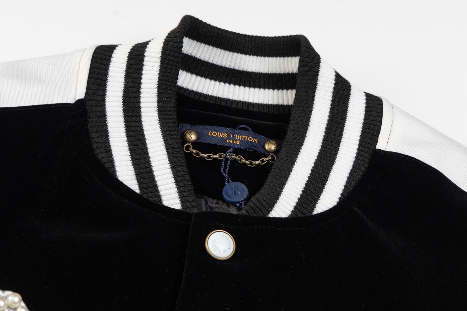 【Louis Vuitton公式旗艦店】ルイヴィトン ジャケット 、ご好評に付き再入荷！