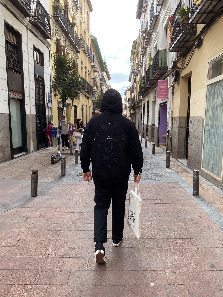 【CHROME HEARTS】クロムハーツ パーカー 男女兼用、ご好評に付き再入荷！