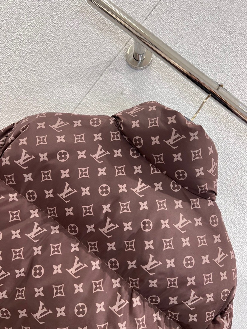 【LOUIS VUITTON旗艦店】ルイヴィトン ダウンジャケット ご好評に付き再入荷！