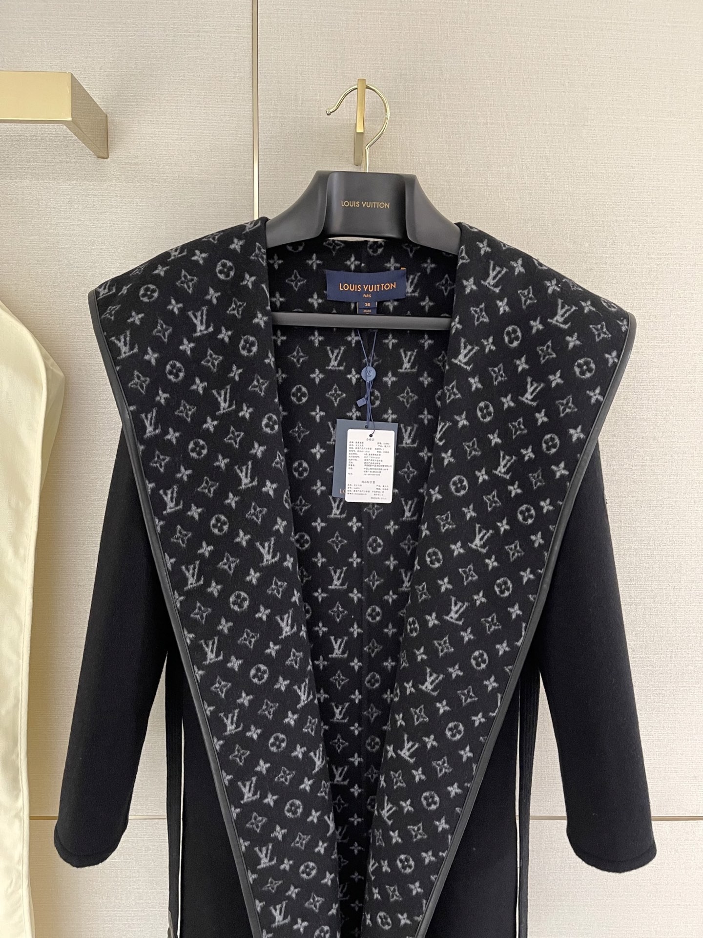 【LOUIS VUITTON旗艦店】ルイヴィトン ロングコート ご好評に付き再入荷！