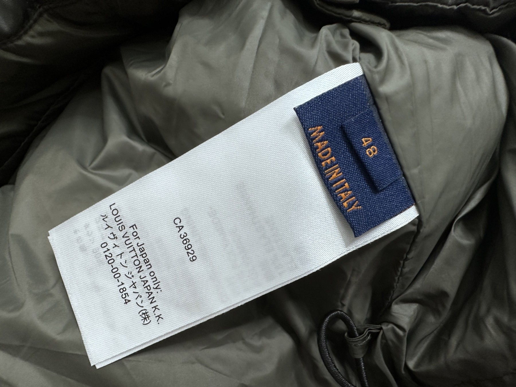 【LOUIS VUITTON旗艦店】ルイヴィトン ダウンジャケット ご好評に付き再入荷！