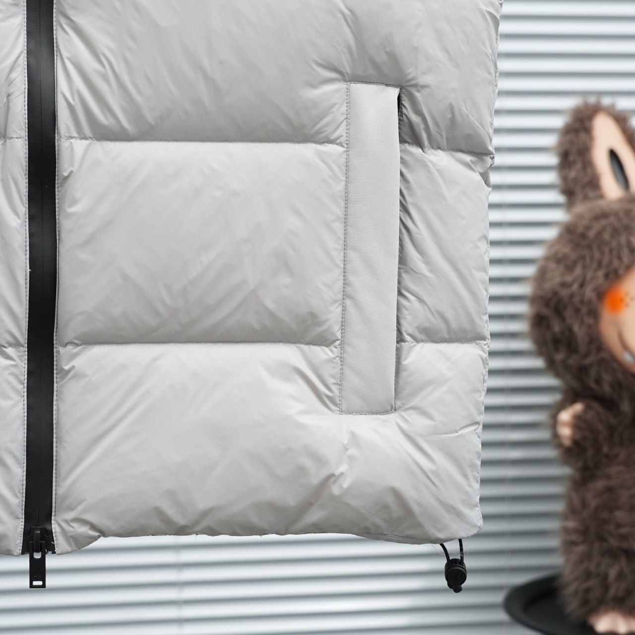 【MOOSE KNUCKLES 公式旗艦店】ダウンベスト ご好評に付き再入荷！