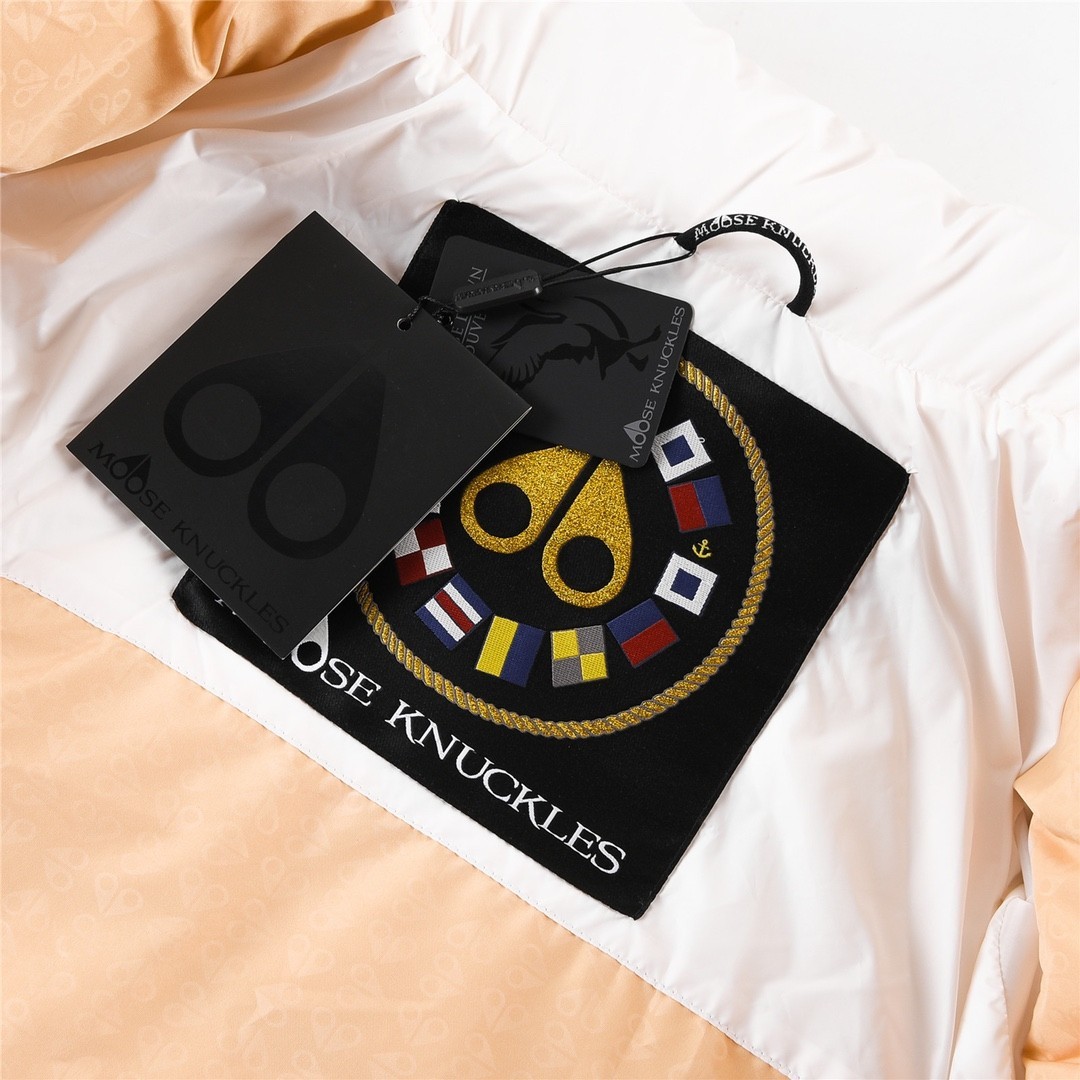【MOOSE KNUCKLES 公式旗艦店】ダウンジャケット ご好評に付き再入荷！