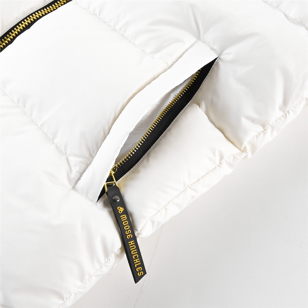 【MOOSE KNUCKLES 公式旗艦店】ダウンジャケット ご好評に付き再入荷！