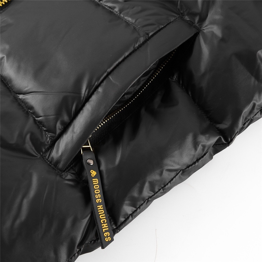 【MOOSE KNUCKLES 公式旗艦店】ダウンジャケット ご好評に付き再入荷！