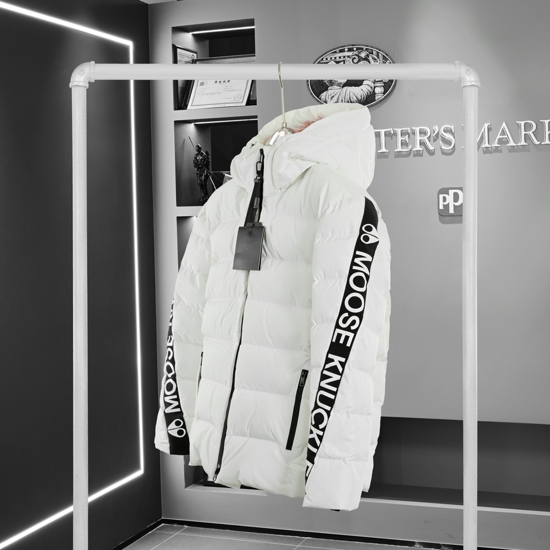 【MOOSE KNUCKLES 公式旗艦店】ダウンジャケット ご好評に付き再入荷！