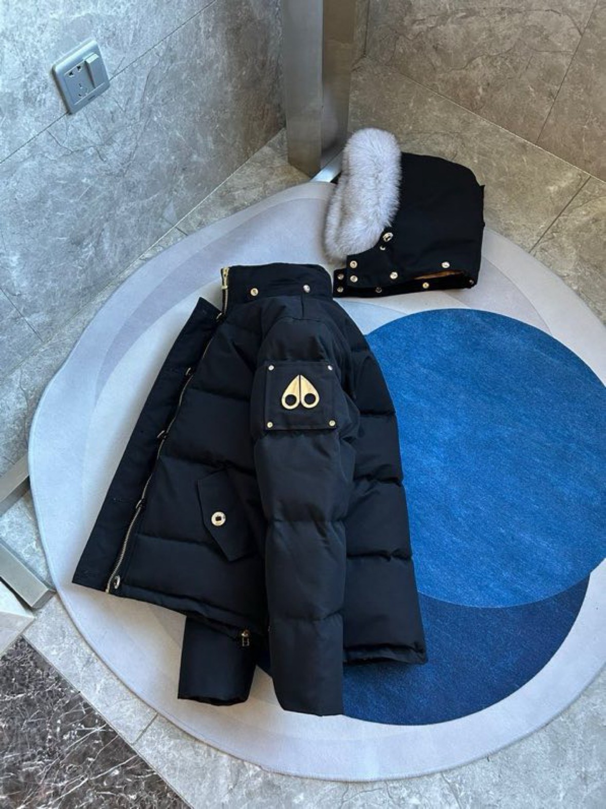 【MOOSE KNUCKLES 公式旗艦店】ダウンジャケット05 ご好評に付き再入荷！