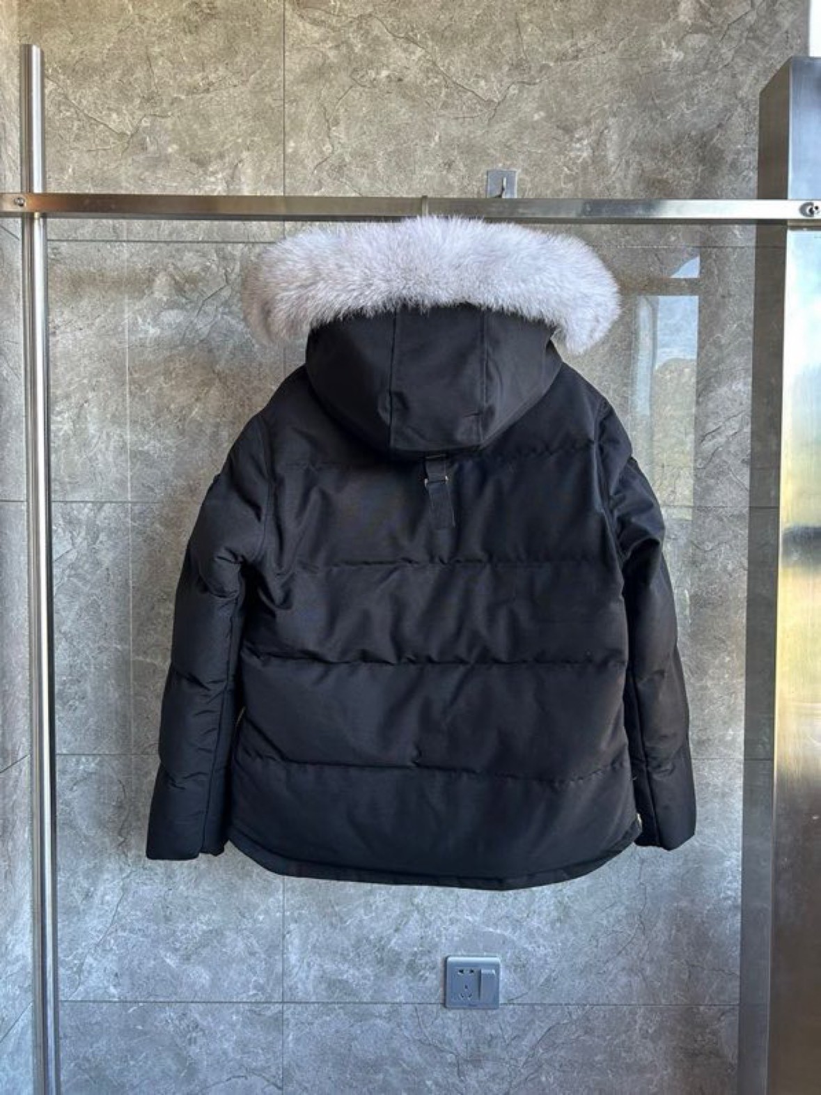 【MOOSE KNUCKLES 公式旗艦店】ダウンジャケット05 ご好評に付き再入荷！