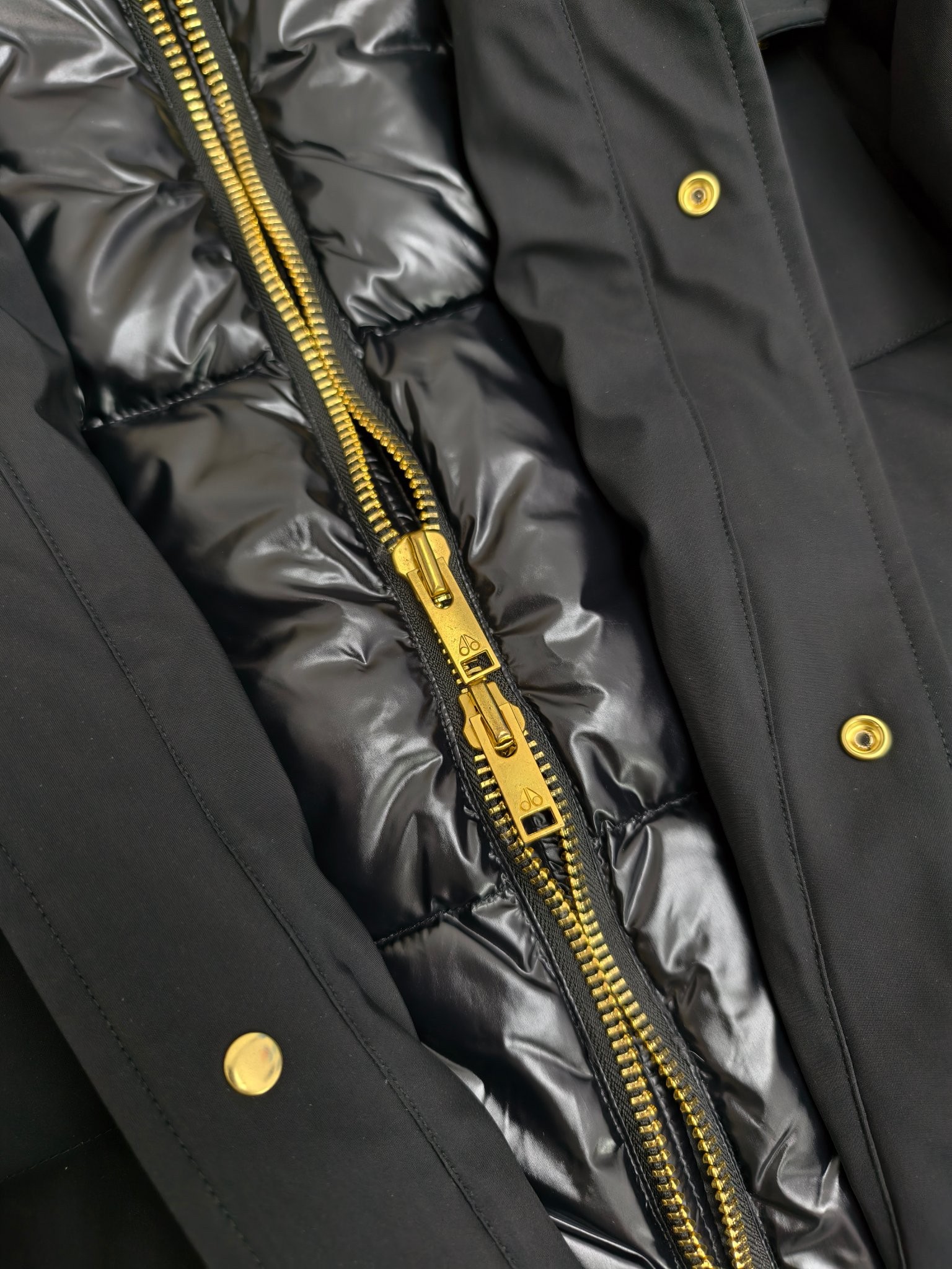 【MOOSE KNUCKLES 公式旗艦店】ダウンジャケット 男女兼用 ご好評に付き再入荷！