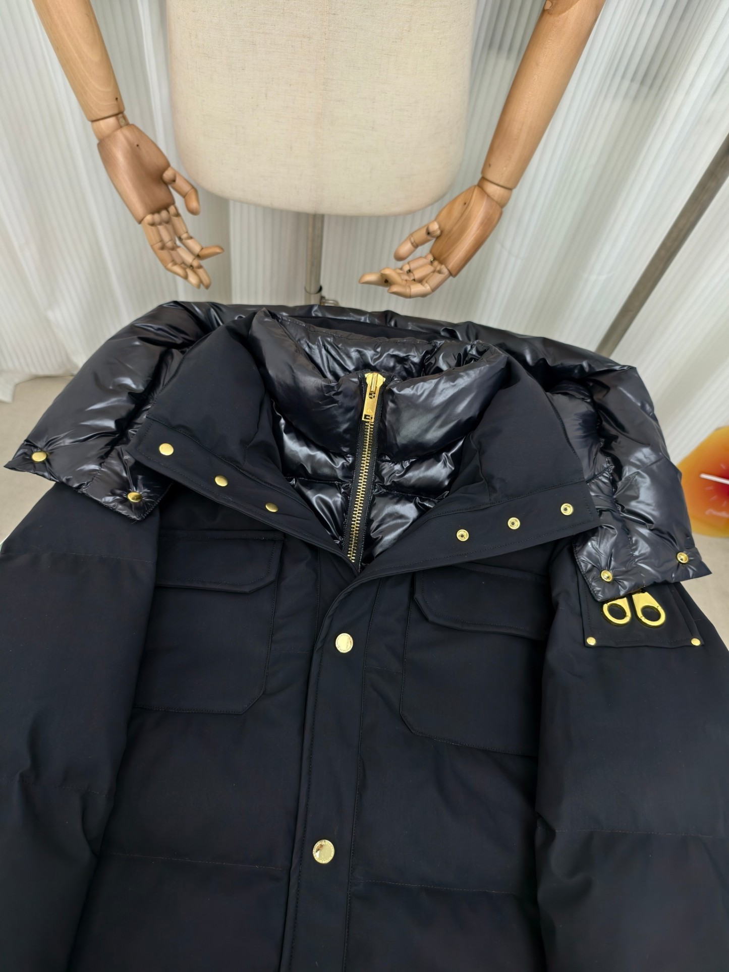 【MOOSE KNUCKLES 公式旗艦店】ダウンジャケット 男女兼用 ご好評に付き再入荷！