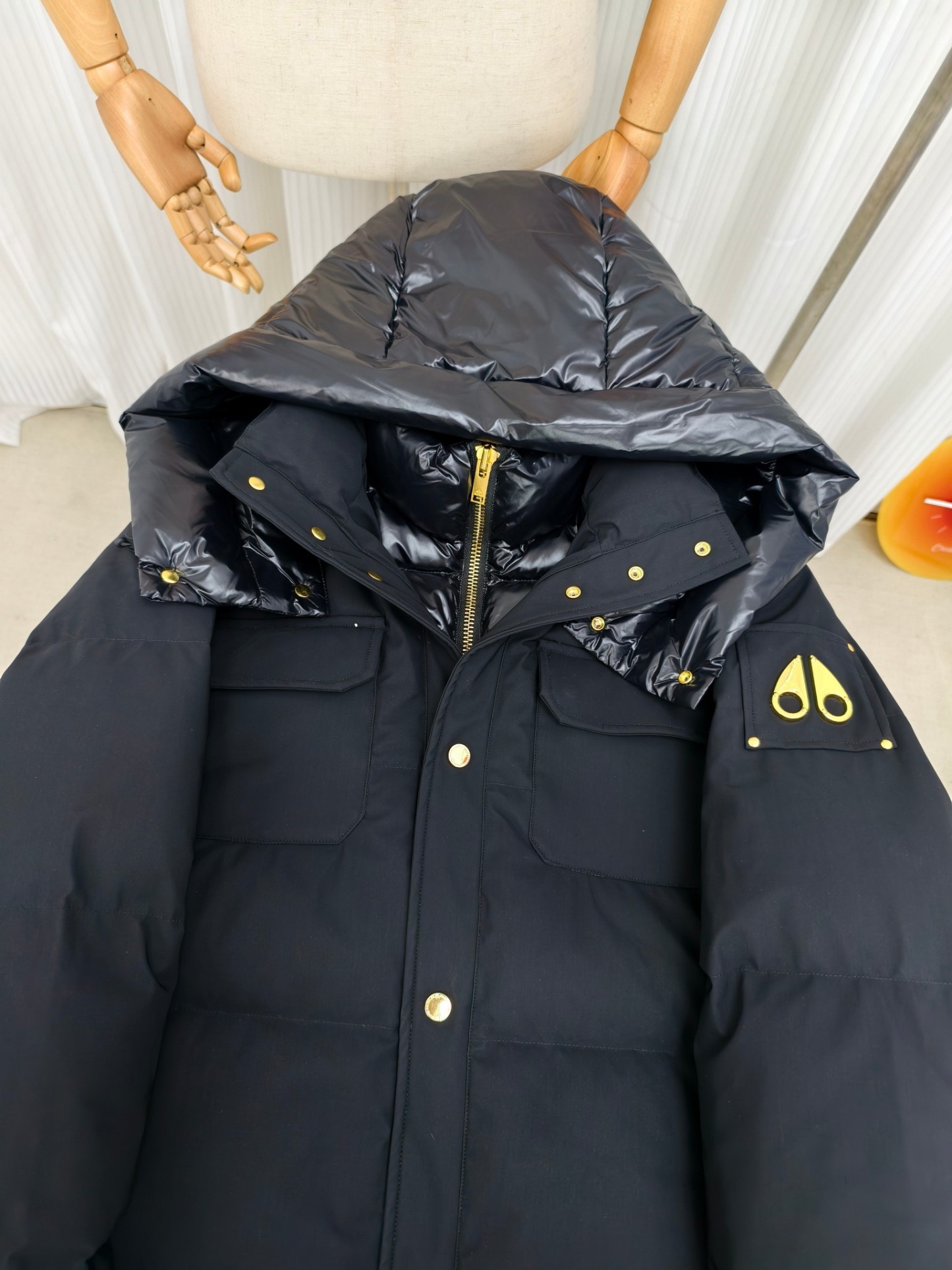 【MOOSE KNUCKLES 公式旗艦店】ダウンジャケット 男女兼用 ご好評に付き再入荷！