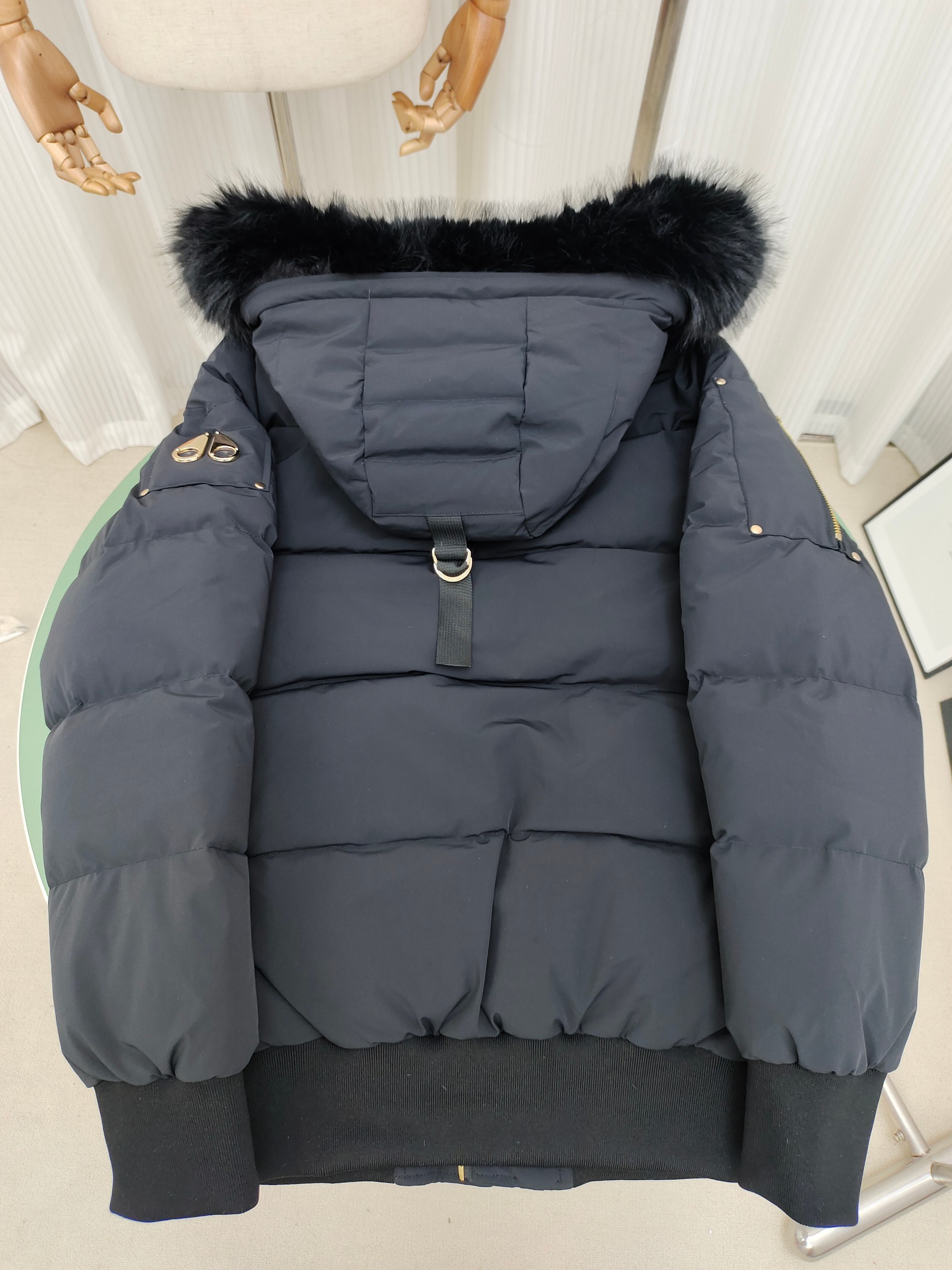 【MOOSE KNUCKLES 公式旗艦店】ダウンジャケット 男女兼用 ご好評に付き再入荷！