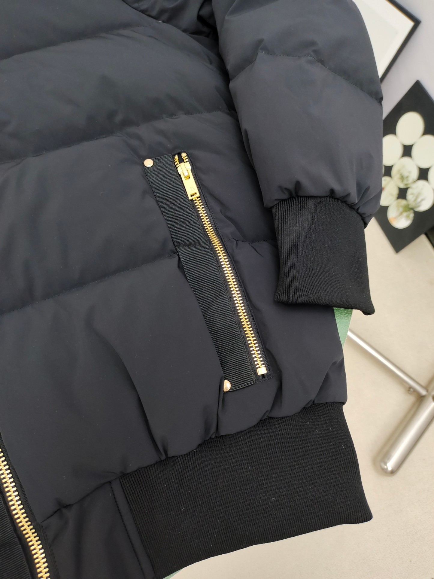 【MOOSE KNUCKLES 公式旗艦店】ダウンジャケット 男女兼用 ご好評に付き再入荷！