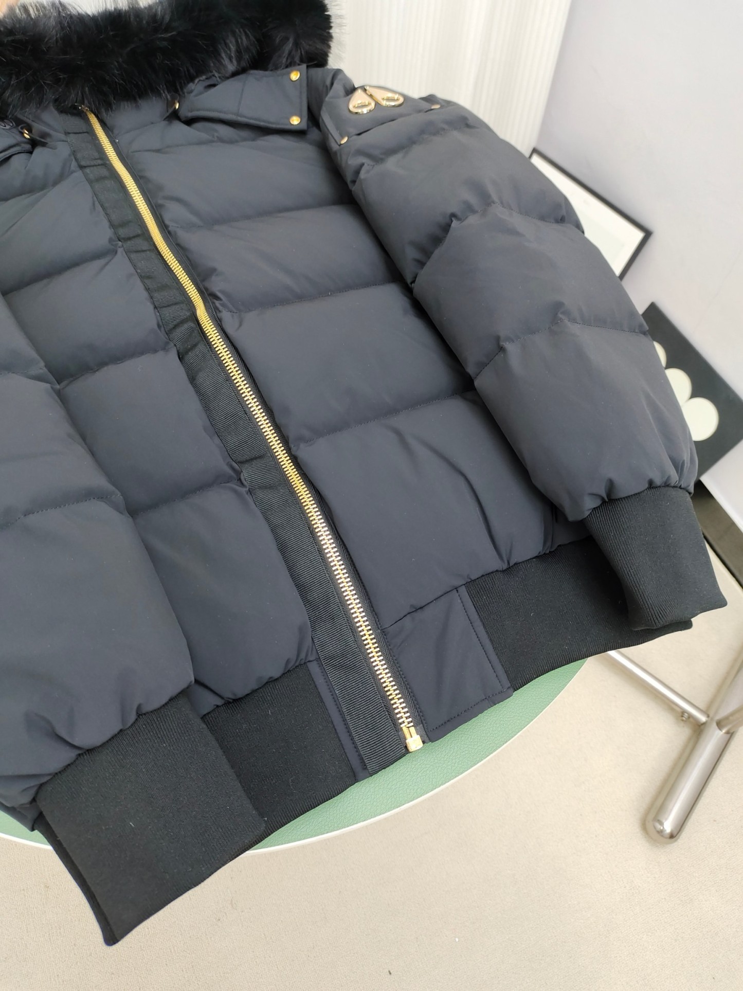 【MOOSE KNUCKLES 公式旗艦店】ダウンジャケット 男女兼用 ご好評に付き再入荷！