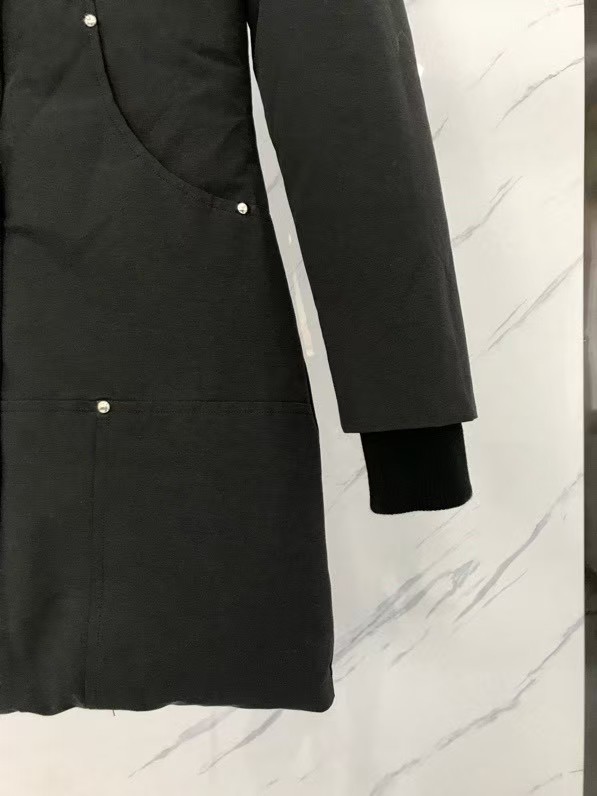 【MOOSE KNUCKLES 公式旗艦店】レディース ロングダウンジャケット ご好評に付き再入荷！