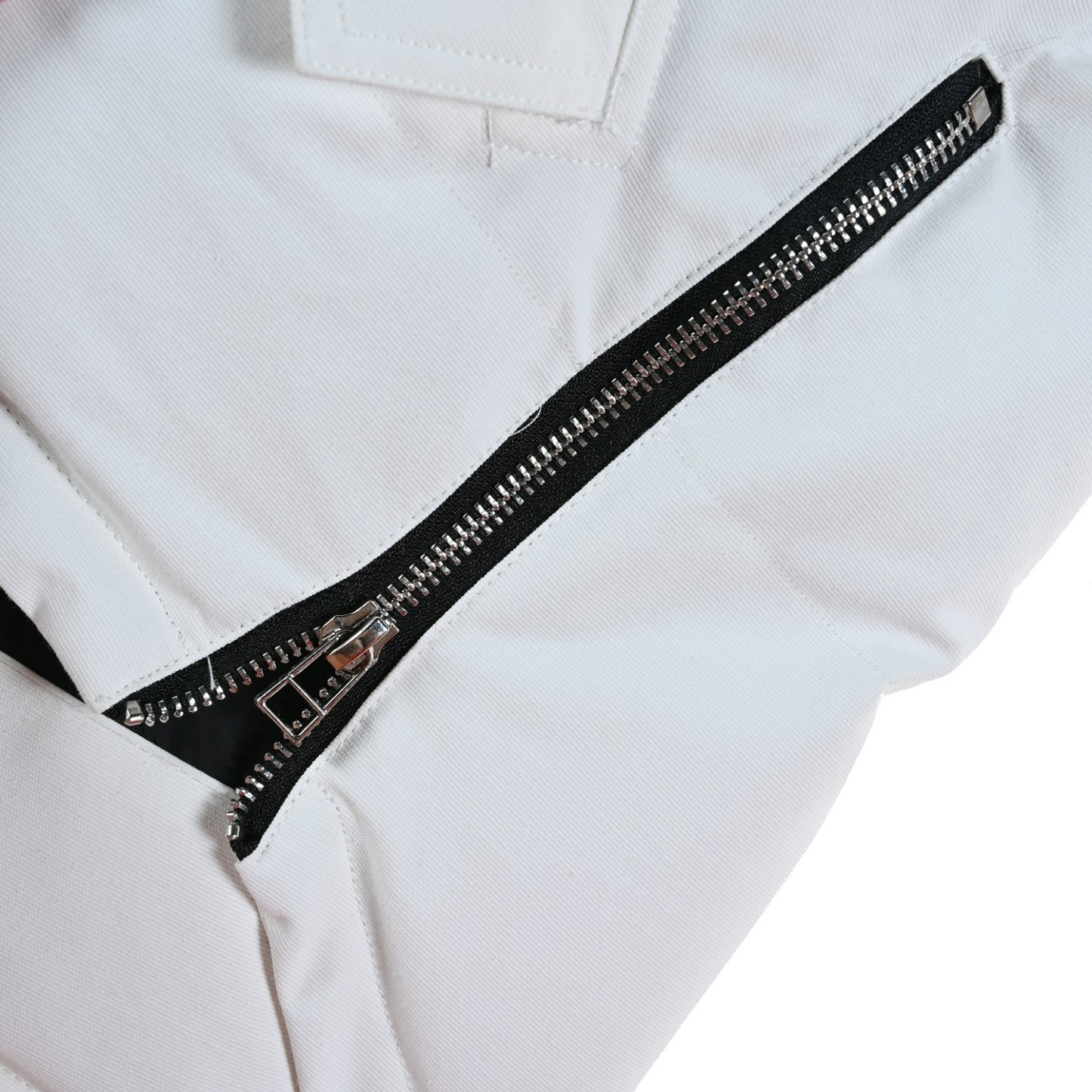 【MOOSE KNUCKLES 公式旗艦店】ダウンジャケット ご好評に付き再入荷！