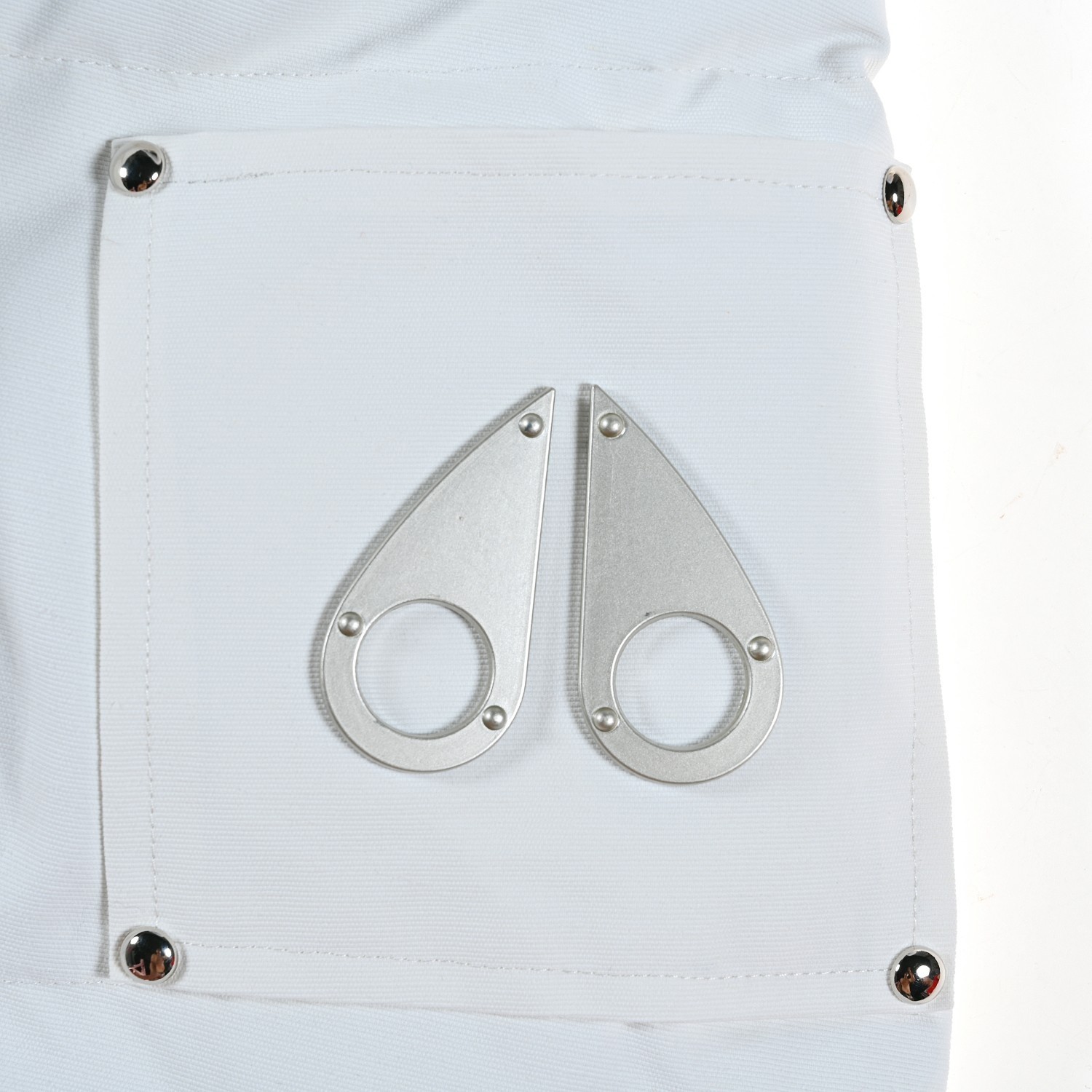 【MOOSE KNUCKLES 公式旗艦店】ダウンジャケット ご好評に付き再入荷！