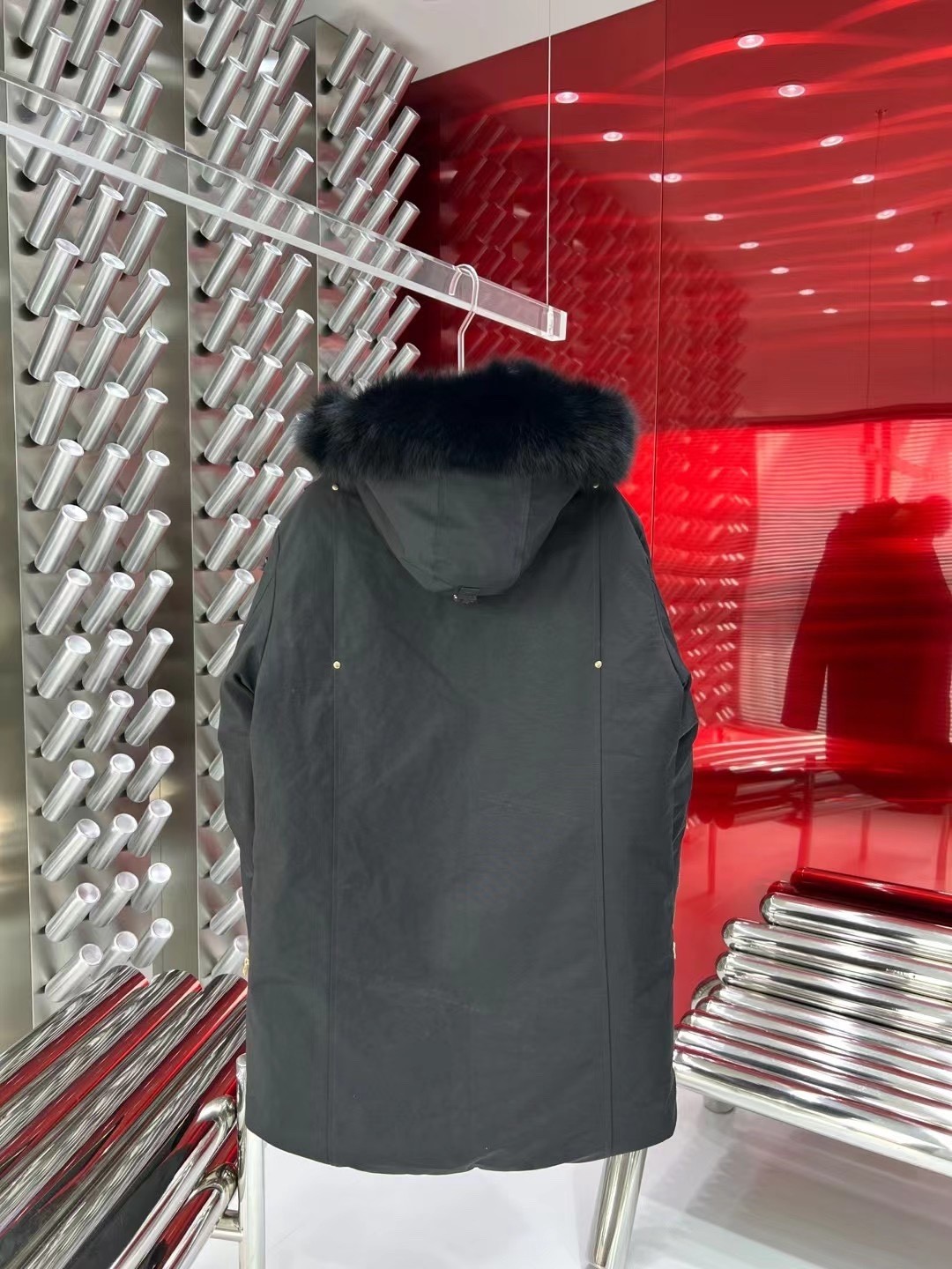 【MOOSE KNUCKLES 公式旗艦店】ダウンジャケット ご好評に付き再入荷！