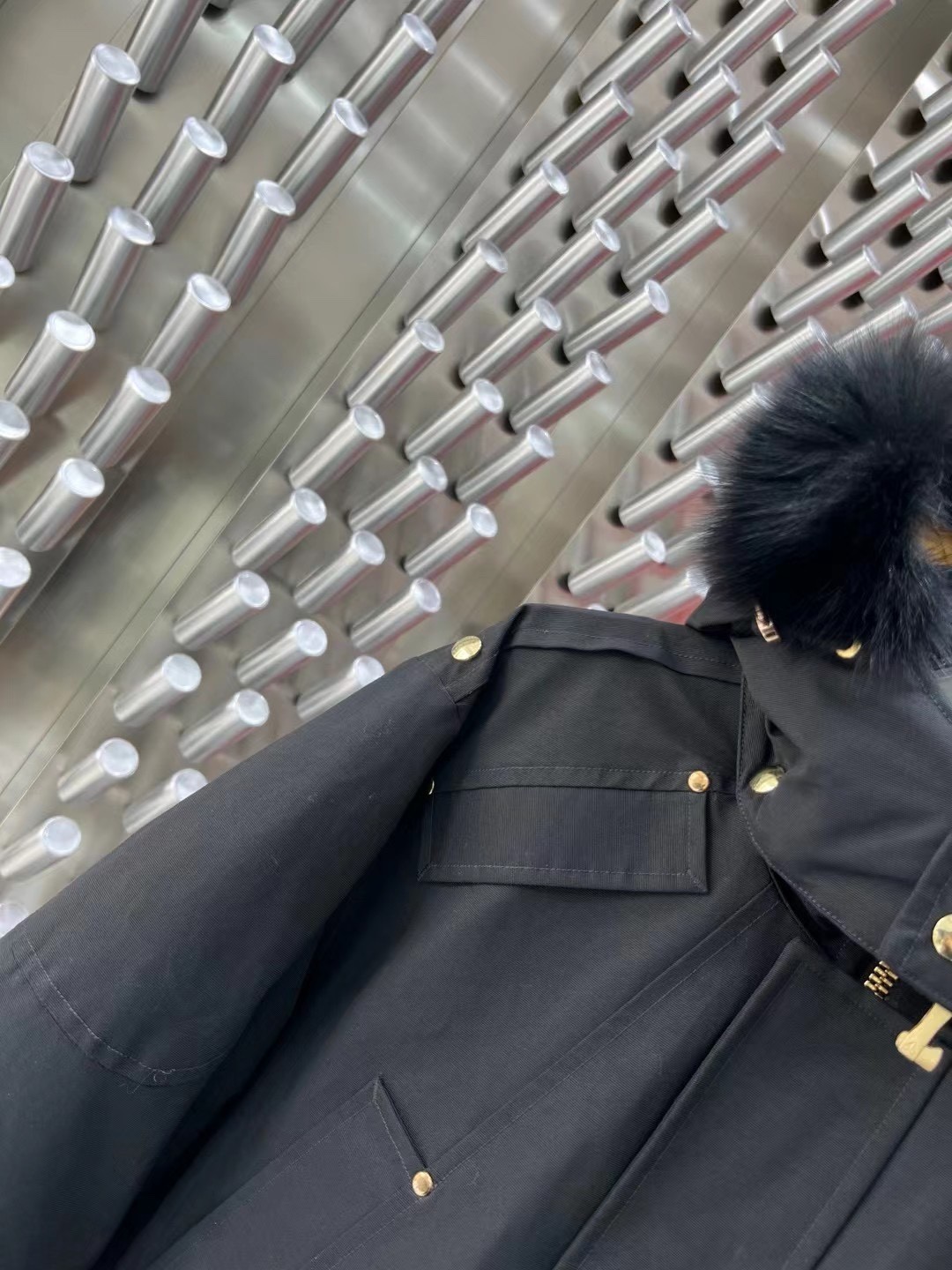 【MOOSE KNUCKLES 公式旗艦店】ダウンジャケット ご好評に付き再入荷！