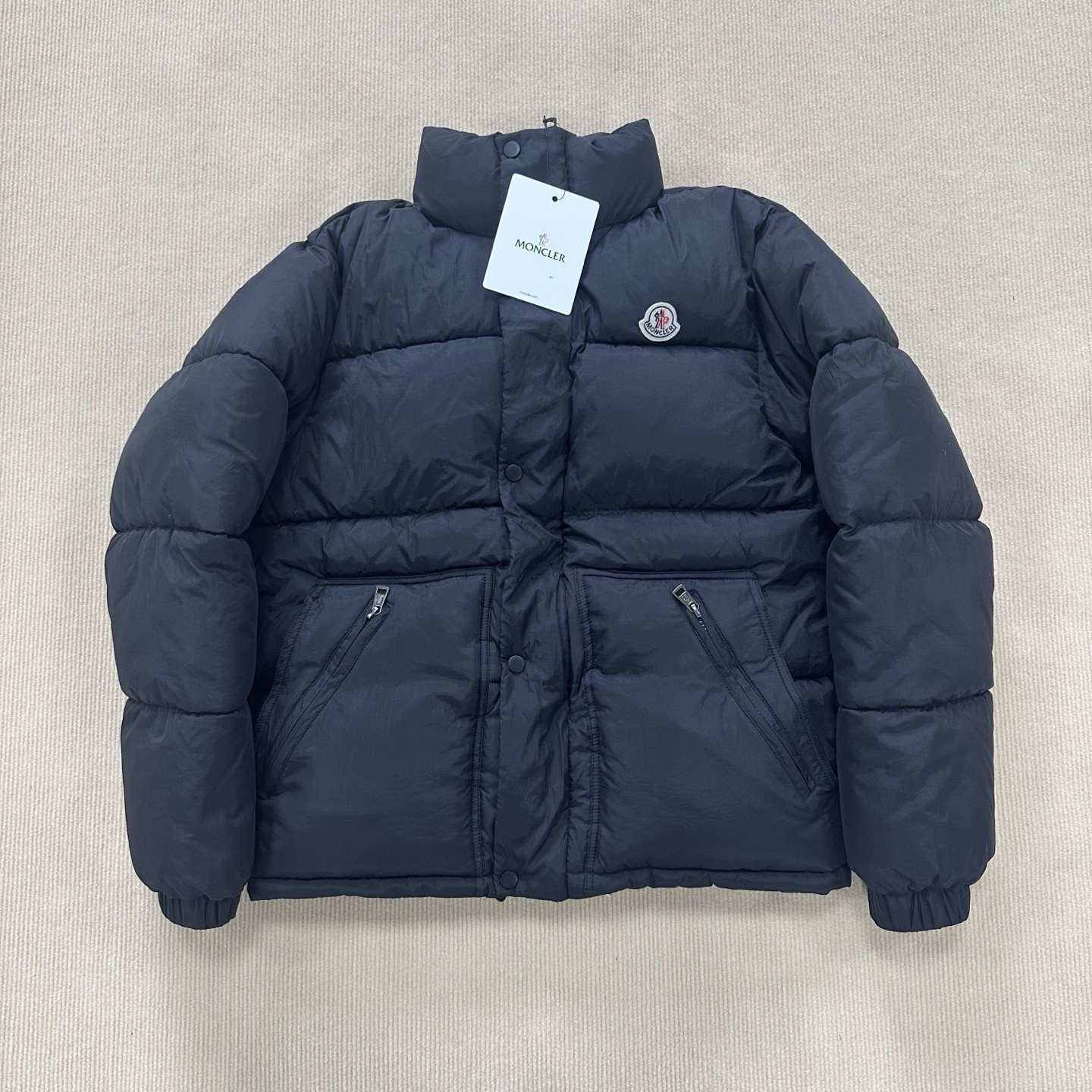 【Moncler公式旗艦店】新作数量限定販売 モンクレール ダウンジャケット