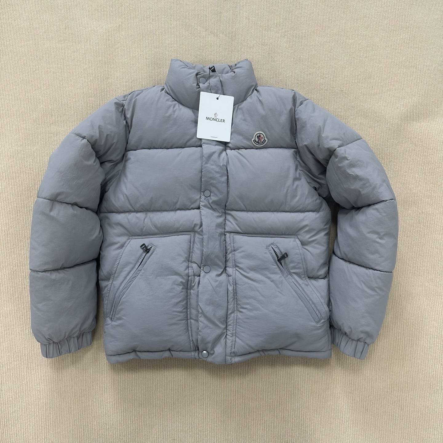 【Moncler公式旗艦店】新作数量限定販売 モンクレール ダウンジャケット