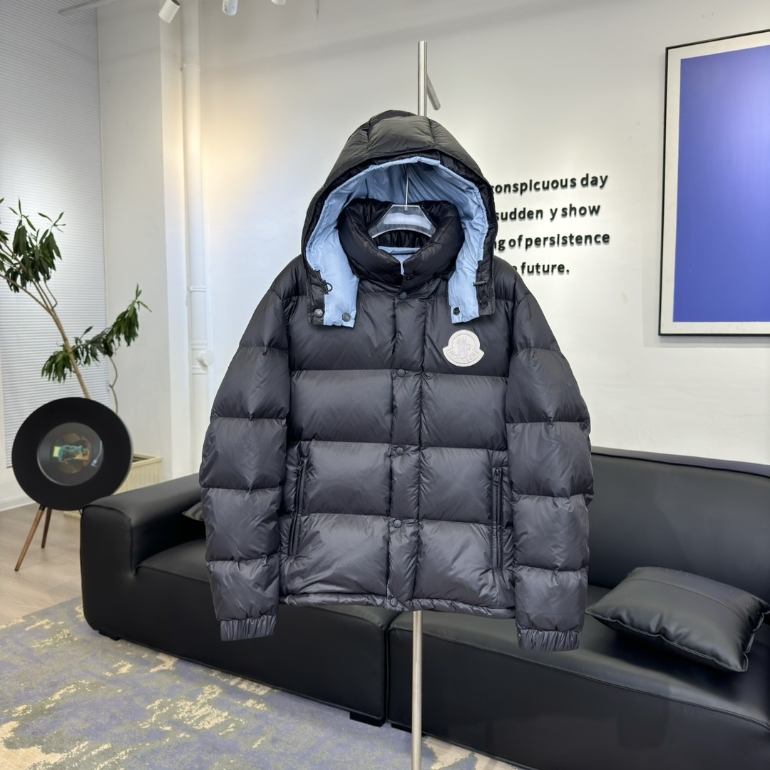【MONCLER公式 旗艦店】モンクレール ダウンジャケット、ご好評に付き再入荷！