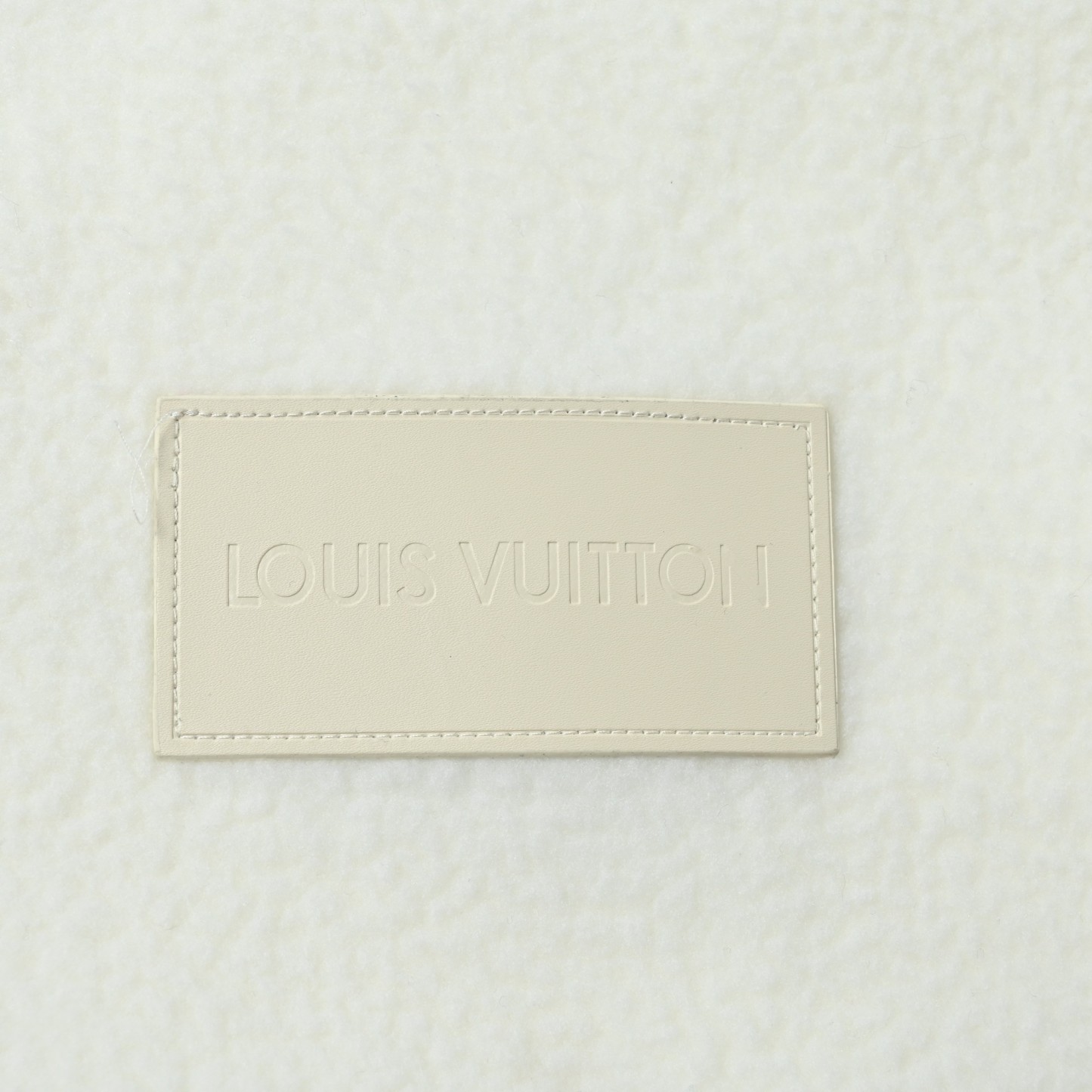 【LOUIS VUITTON公式旗艦店】ルイヴィトン ウールコート ご好評に付き再入荷！