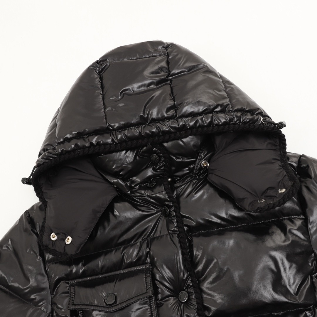 【MONCLER公式 旗艦店】モンクレール ダウンジャケット、ご好評に付き再入荷！