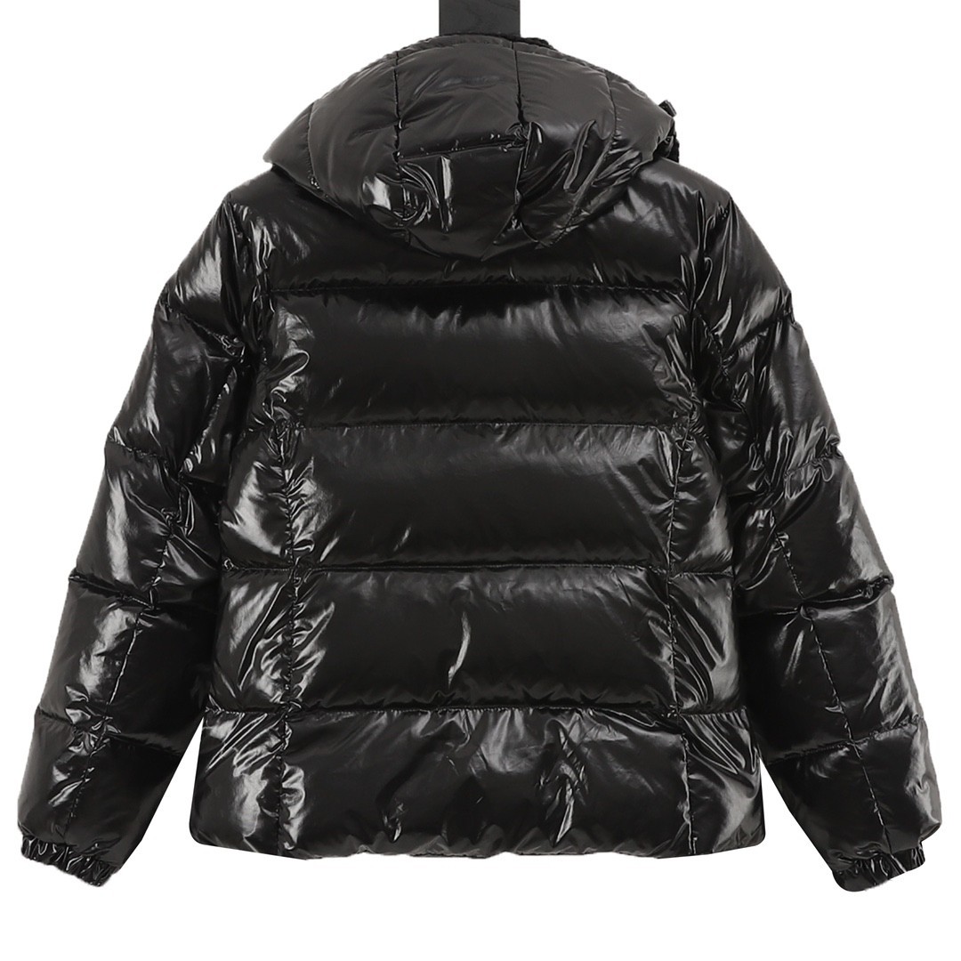 【MONCLER公式 旗艦店】モンクレール ダウンジャケット、ご好評に付き再入荷！