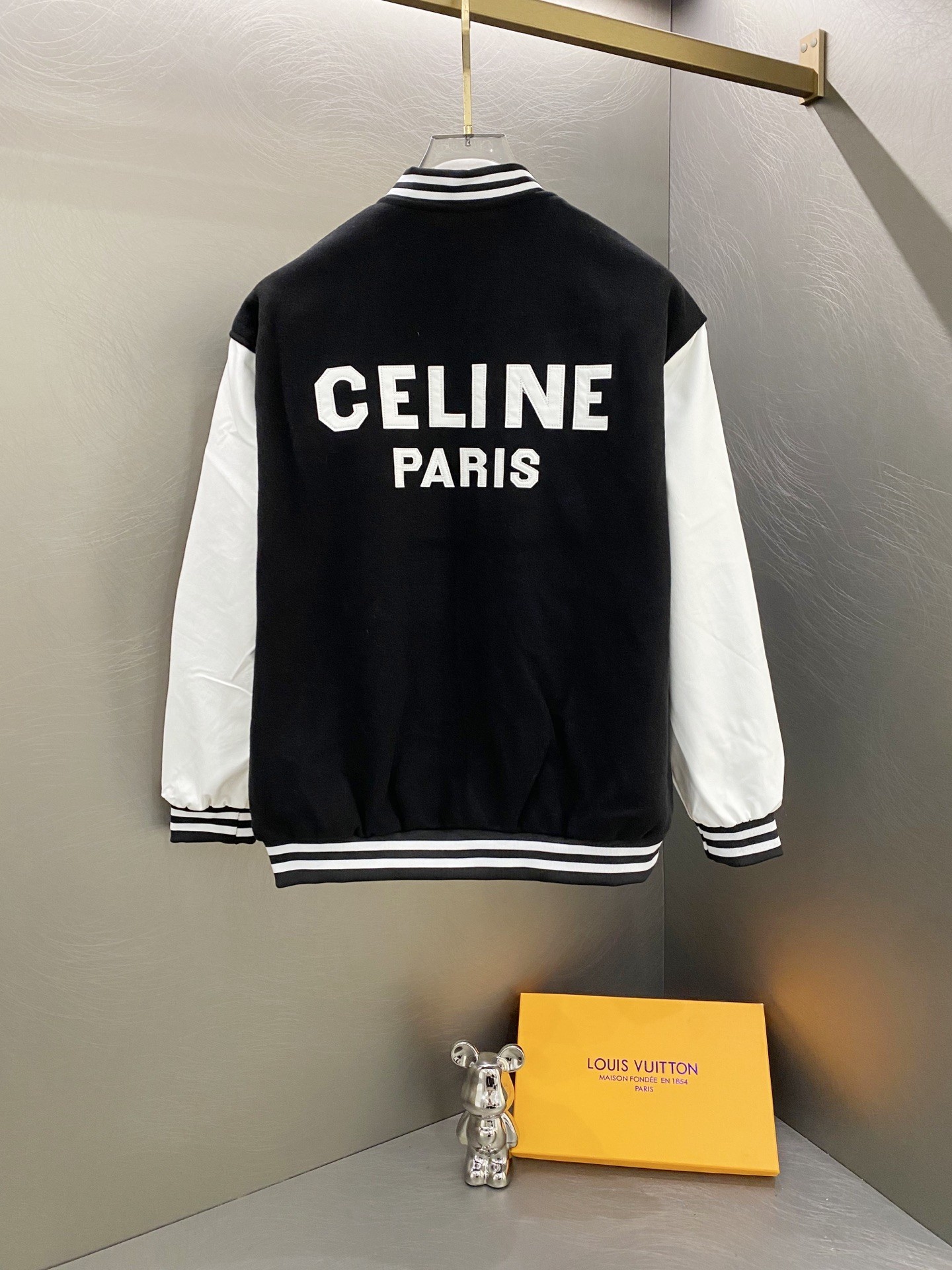 【CELINE旗艦店】セリーヌ 野球服 ジャケット ご好評に付き再入荷！