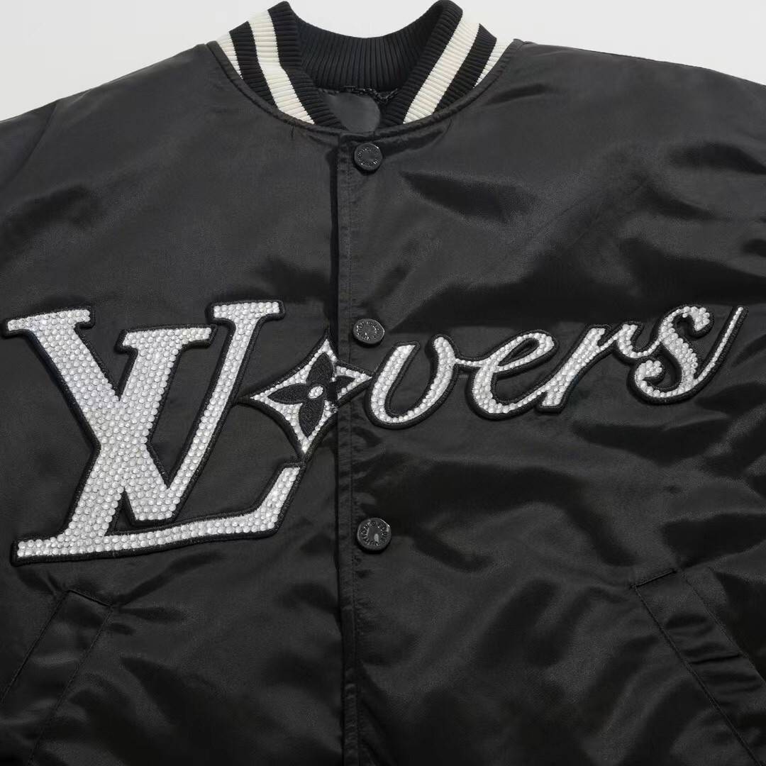 【LOUIS VUITTON旗艦店】ルイヴィトン ジャケット ご好評に付き再入荷！