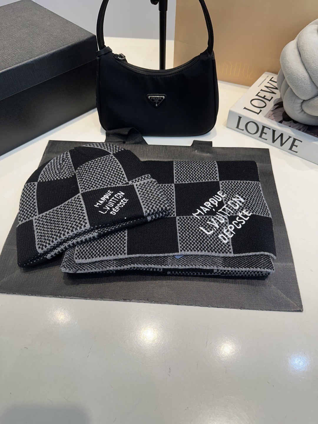 【LOUIS VUITTON旗艦店】ルイヴィトン ハット スカーフ 限定発売 送料無料