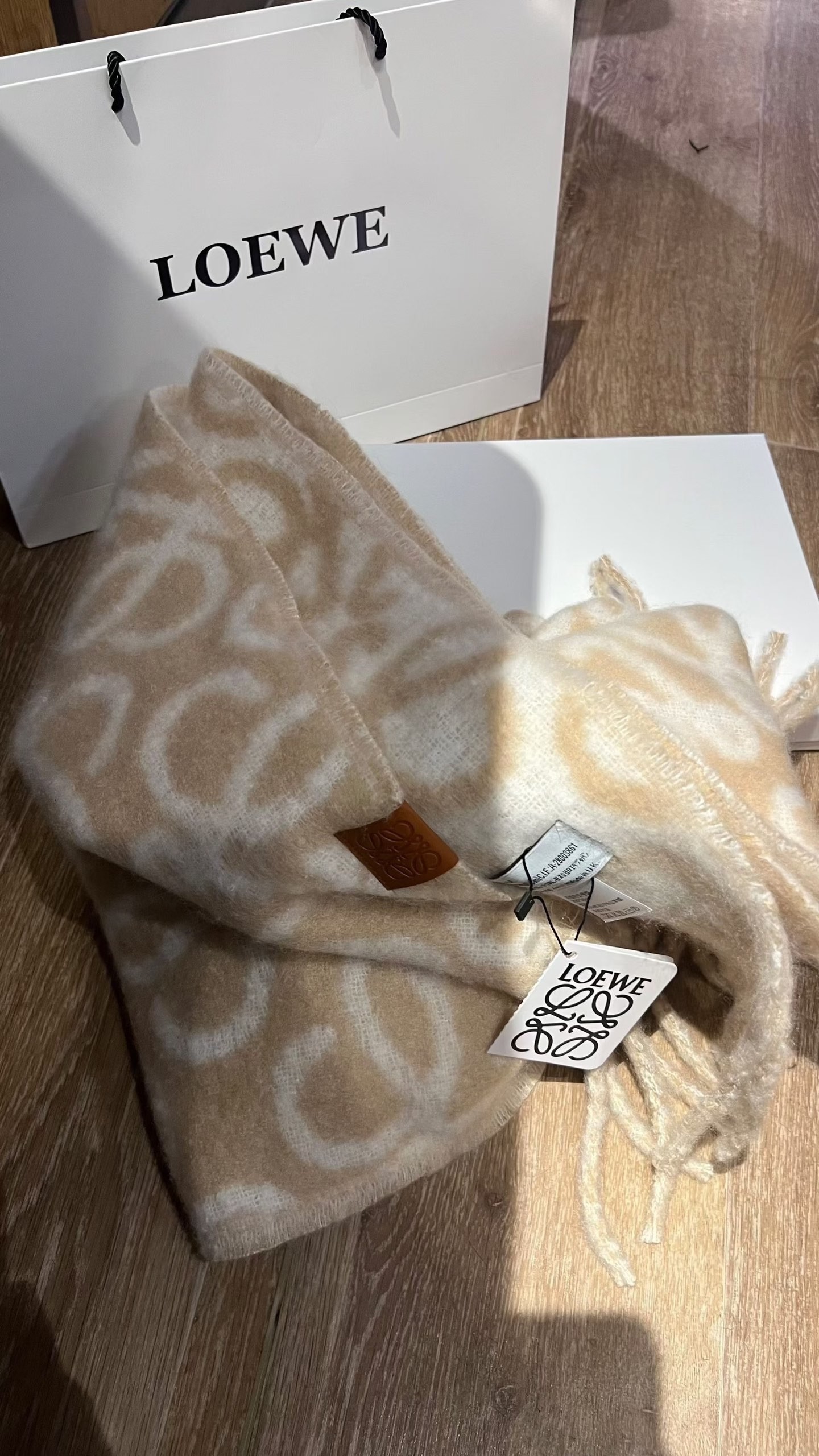 【LOEWE公式旗艦店】ロエベ スカーフ 限定発売 送料無料