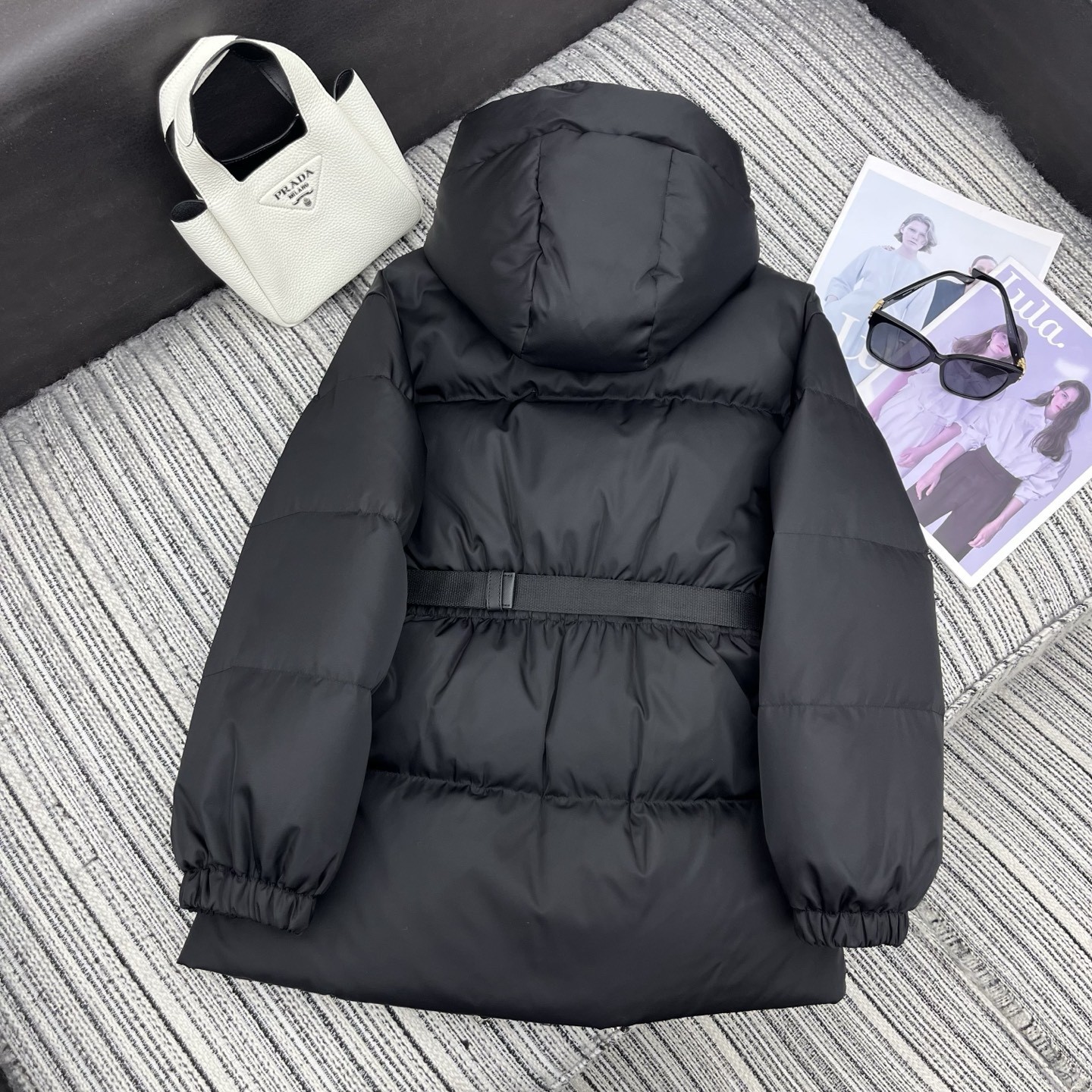 【PRADA旗艦店】ダウンジャケット、ご好評に付き再入荷！