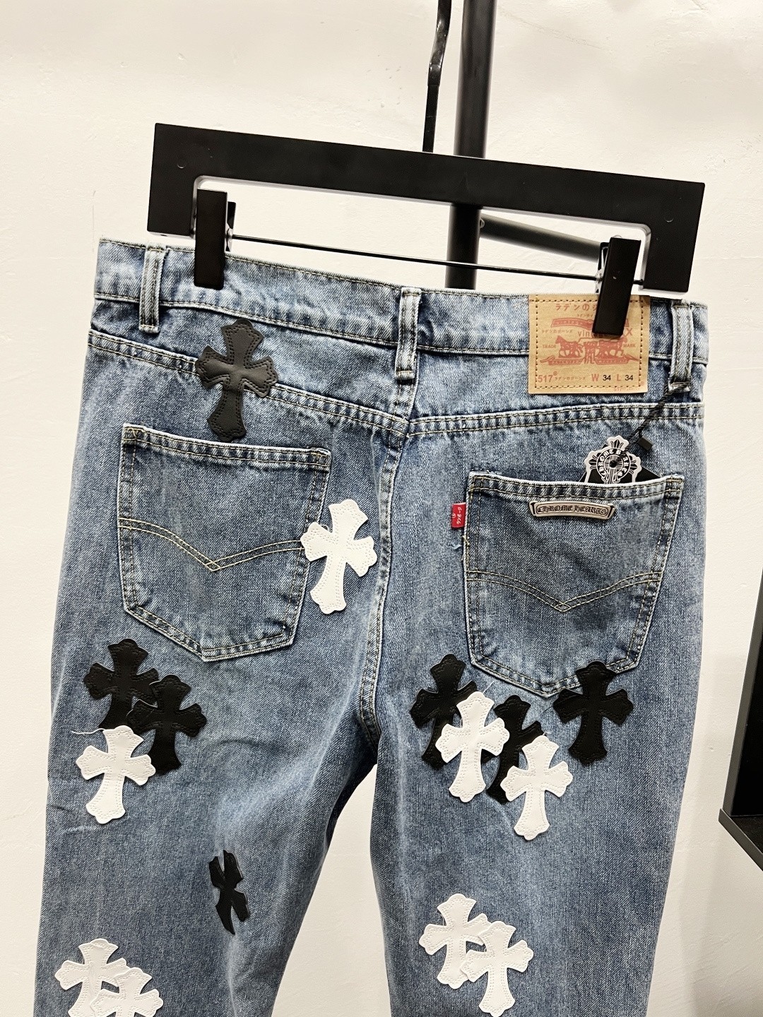 【CHROME HEARTS 公式旗艦店】クロムハーツ ジーパン、ご好評に付き再入荷！