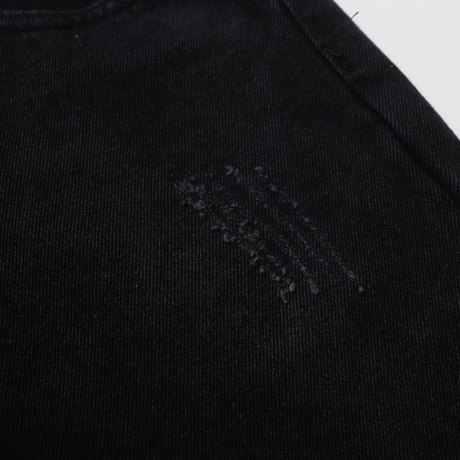 【CHROME HEARTS 公式旗艦店】クロムハーツ ジーパン、ご好評に付き再入荷！