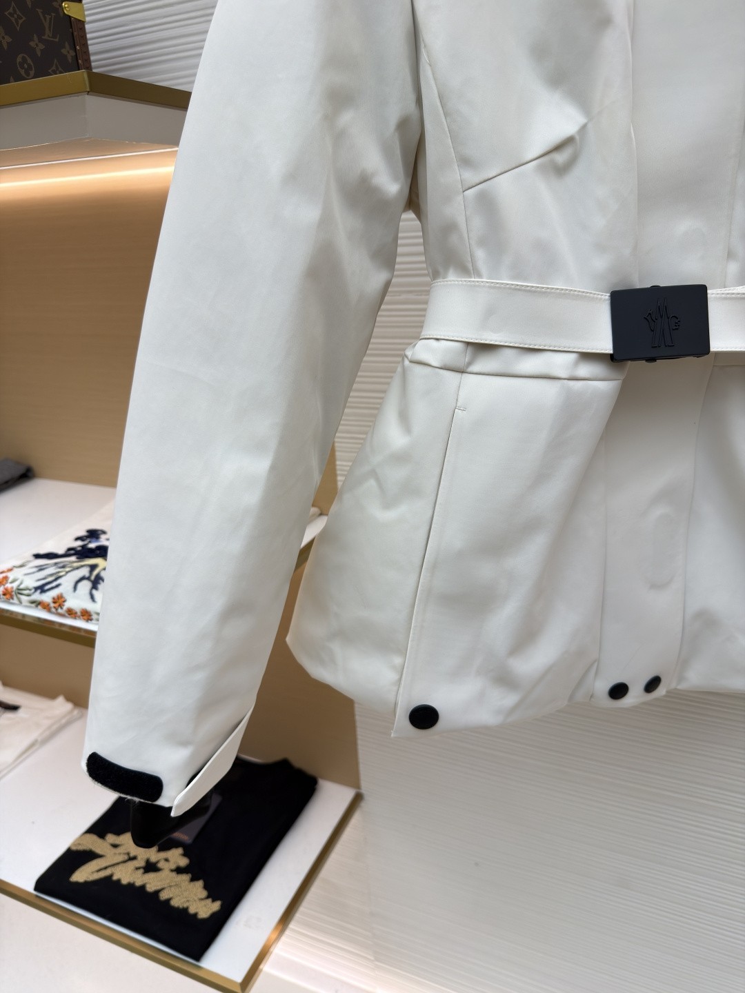 【MONCLER公式 旗艦店】モンクレール スキーのダウンジャケット ご好評に付き再入荷！